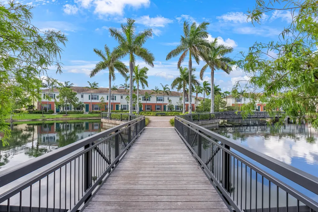 621 SW 2nd Drive Pompano Beach FL 33060