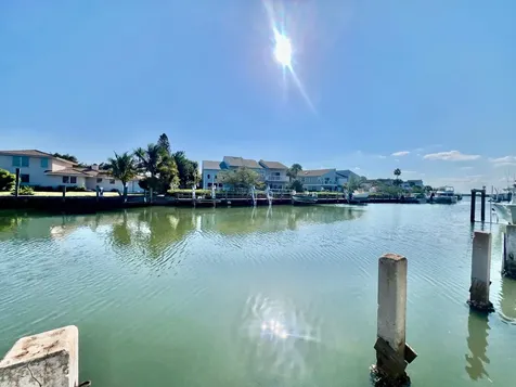 2486 Harbour Cove Drive Hutchinson Island FL 34949
