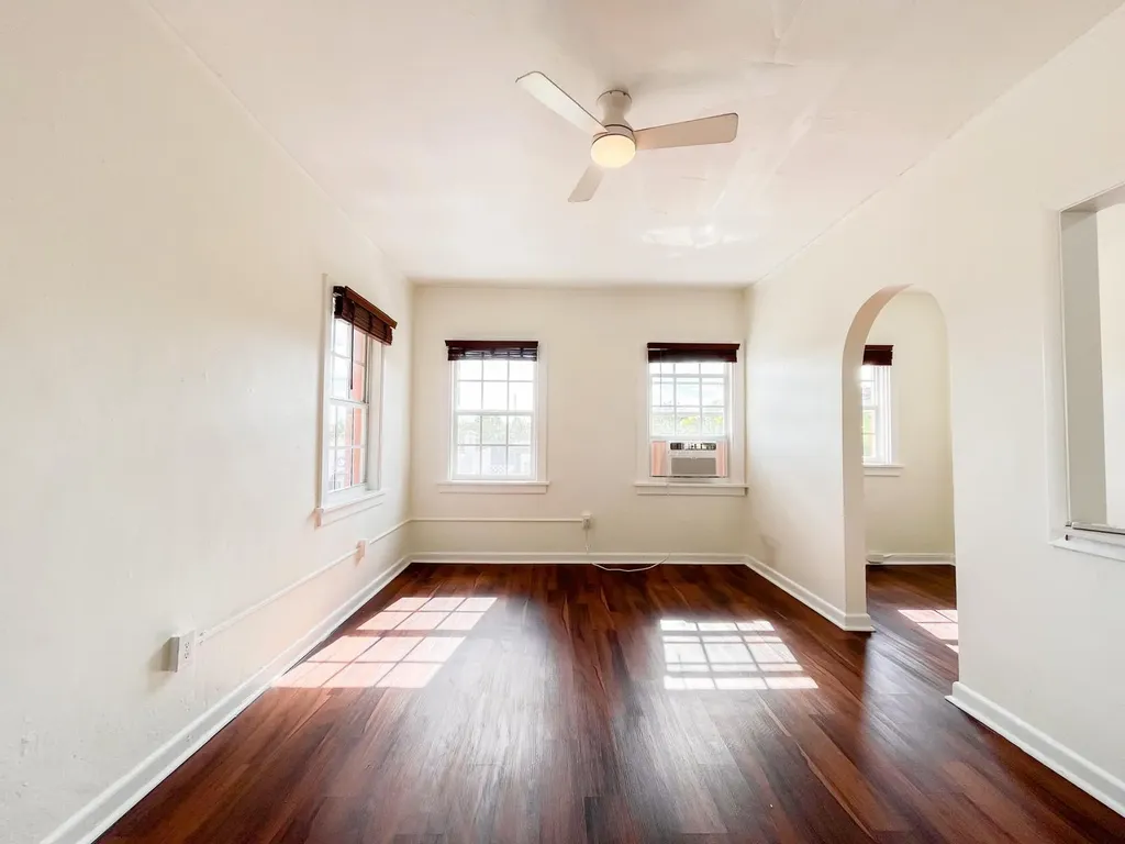 623 Park Place West Palm Beach FL 33401