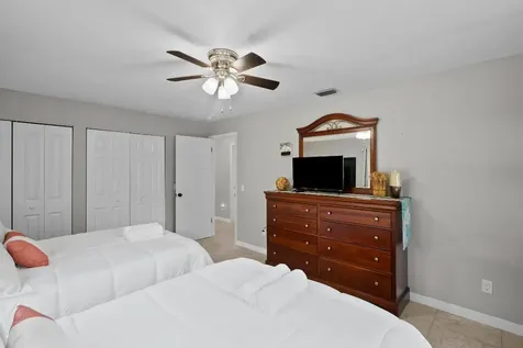 4220 Sunrise Boulevard Fort Pierce FL 34982