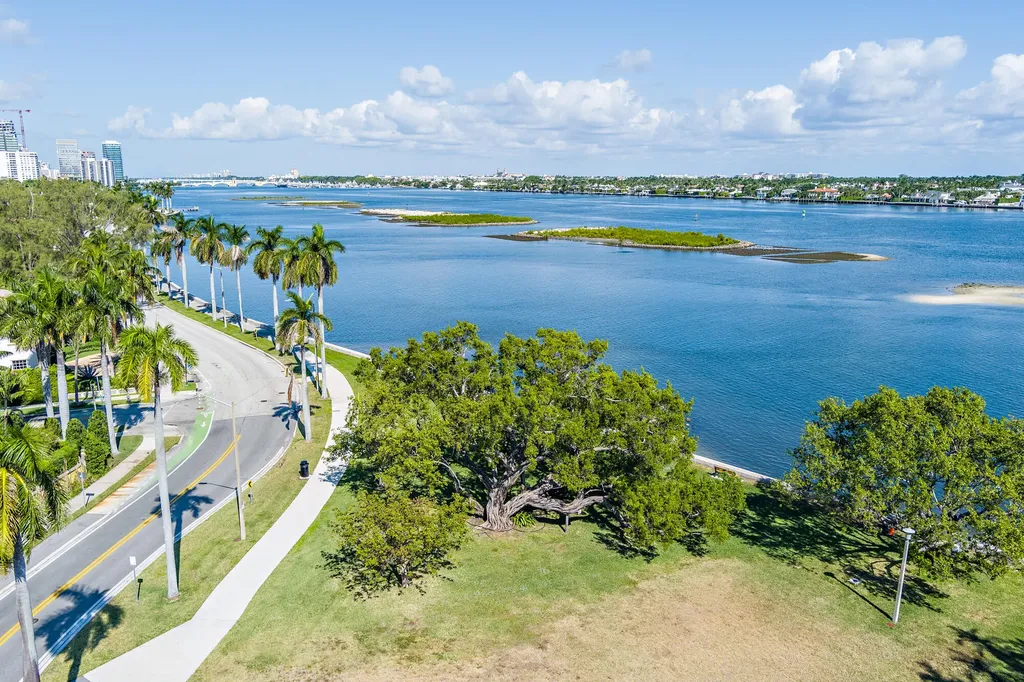 236 Avila Road West Palm Beach FL 33405