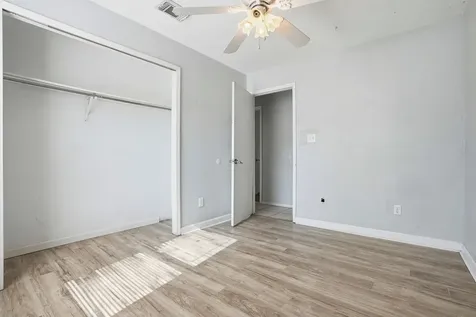 2832 Mcarthur Street Tallahassee FL 32310