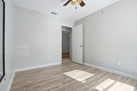 2832 Mcarthur Street Tallahassee FL 32310