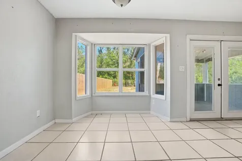 2832 Mcarthur Street Tallahassee FL 32310