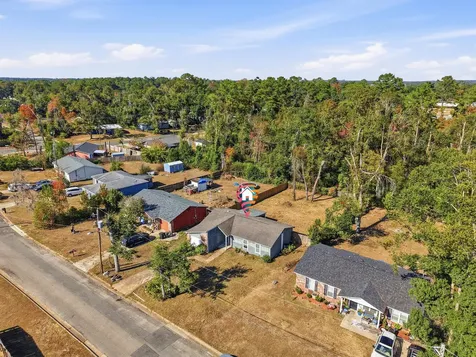 2832 Mcarthur Street Tallahassee FL 32310