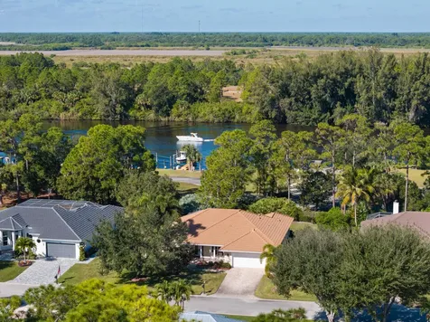 8868 SW Fishermans Wharf Drive Stuart FL 34997