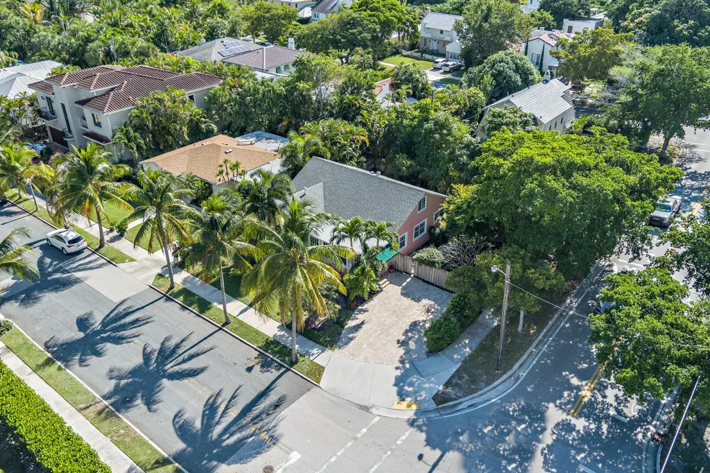236 Avila Road West Palm Beach FL 33405