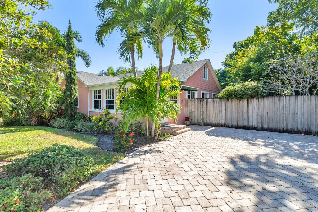 236 Avila Road West Palm Beach FL 33405
