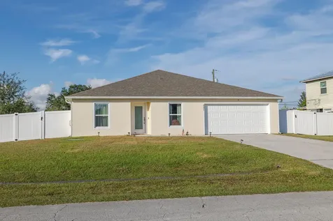 597 NW Kilpatrick Avenue Port St Lucie FL 34983