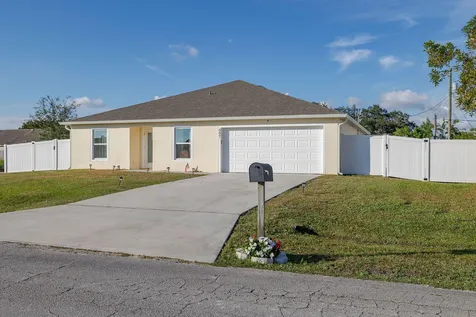 597 NW Kilpatrick Avenue Port St Lucie FL 34983
