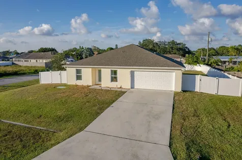 597 NW Kilpatrick Avenue Port St Lucie FL 34983