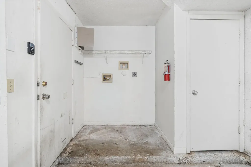 5072 Pine Abbey Drive S West Palm Beach FL 33415