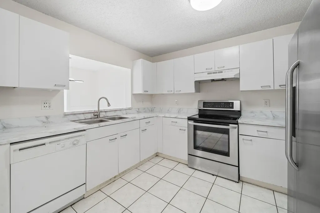 5072 Pine Abbey Drive S West Palm Beach FL 33415