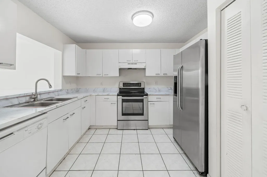 5072 Pine Abbey Drive S West Palm Beach FL 33415