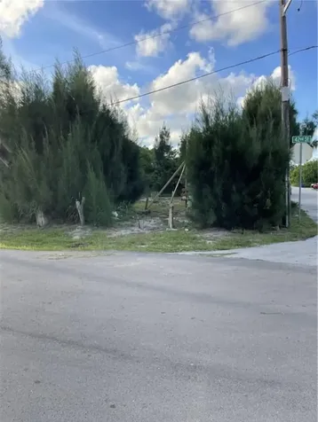 2432 42nd Street Vero Beach FL 32967