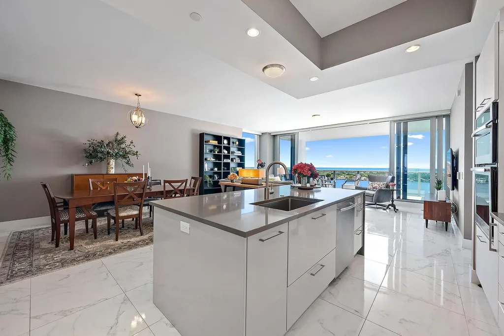 1 Water Club Way North Palm Beach FL 33408