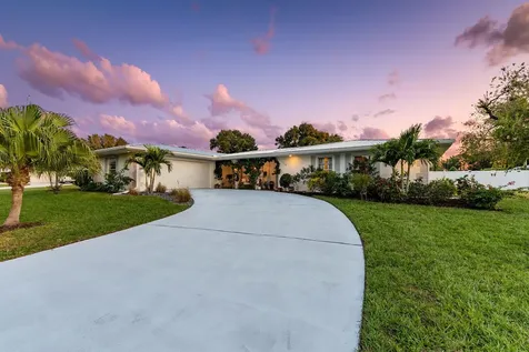1716 SE Adair Road Port St Lucie FL 34952