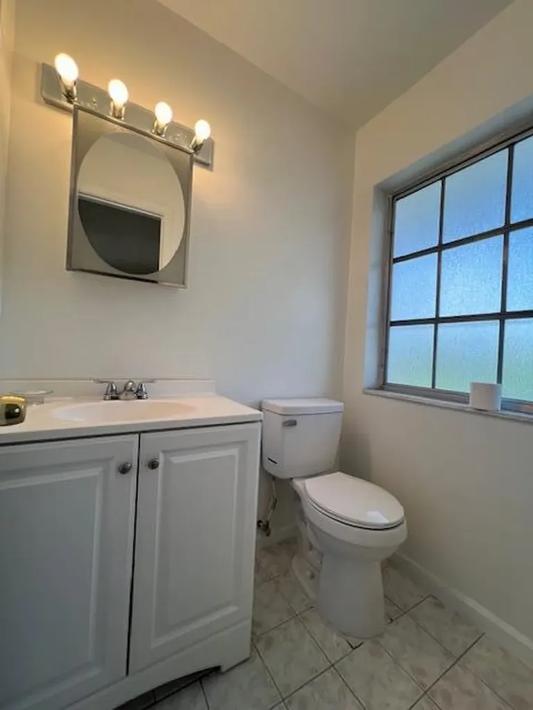 6800 NE 22nd Way Fort Lauderdale FL 33308