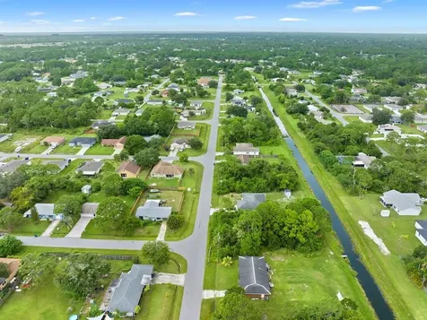 1461 Tidewell Street SE Palm Bay FL 32909
