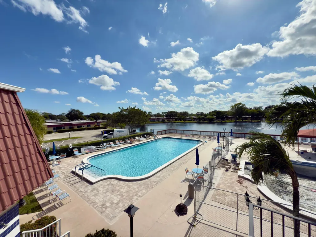 170 Amherst Lane Lake Worth FL 33467