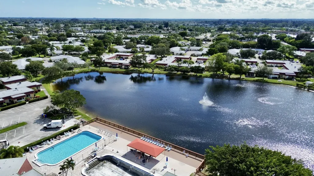 170 Amherst Lane Lake Worth FL 33467