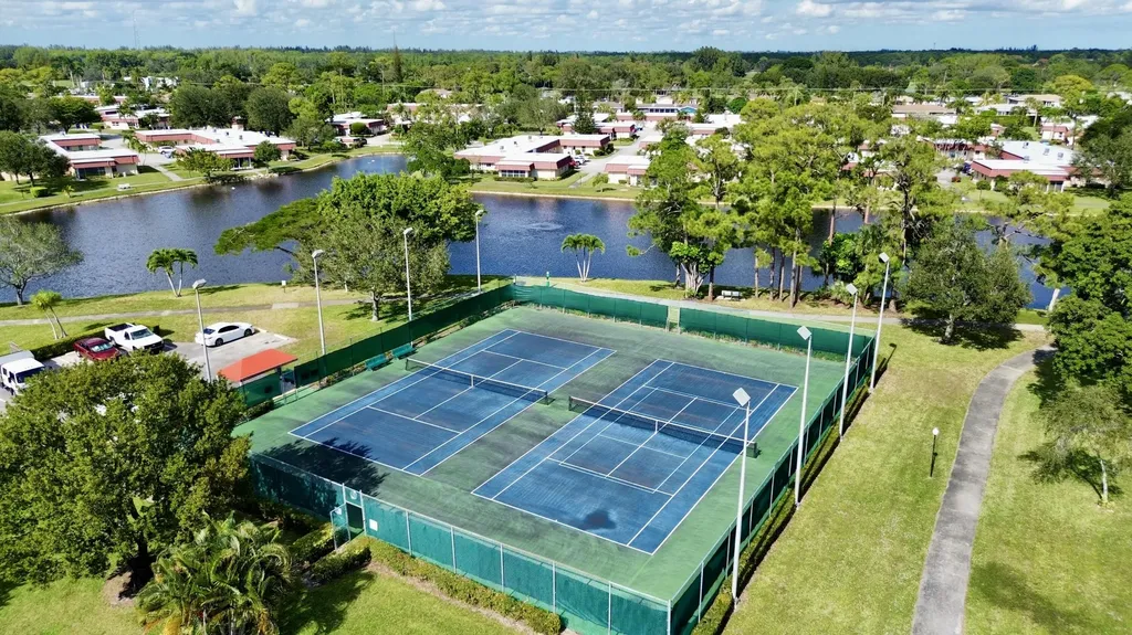 170 Amherst Lane Lake Worth FL 33467