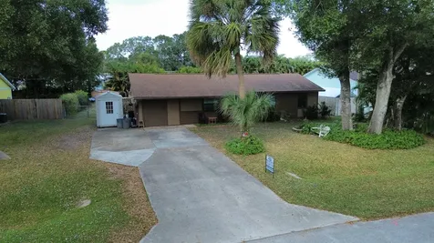 7904 Hibiscus Road Fort Pierce FL 34951