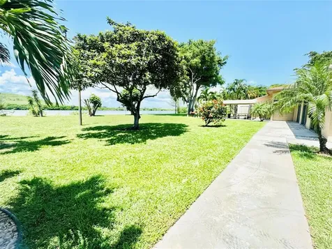 4570 NW 18th Avenue Deerfield Beach FL 33064