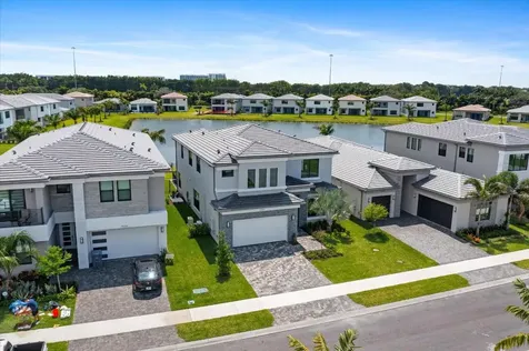 20062 Hirono Lane Boca Raton FL 33434