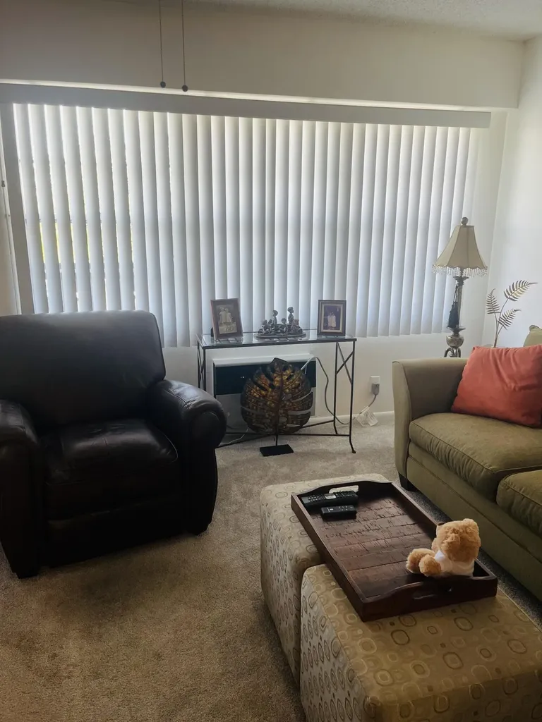 287 Suffolk G Boca Raton FL 33434