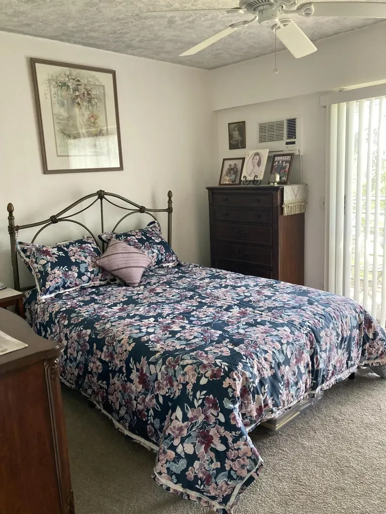 287 Suffolk G Boca Raton FL 33434