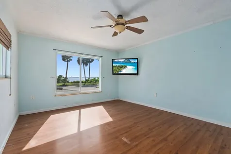 5203 S Indian River Drive Fort Pierce FL 34982