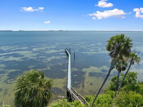5203 S Indian River Drive Fort Pierce FL 34982