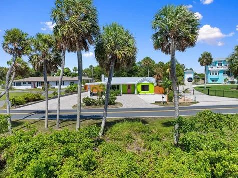 5203 S Indian River Drive Fort Pierce FL 34982