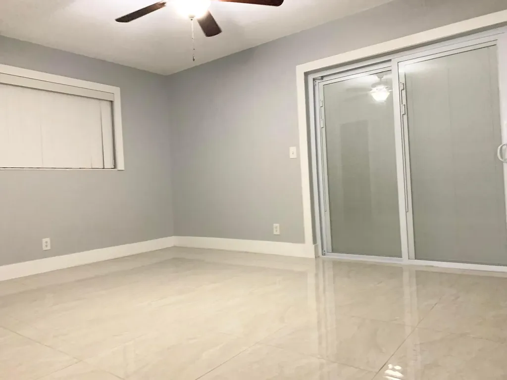 200 Sheffield I West Palm Beach FL 33417