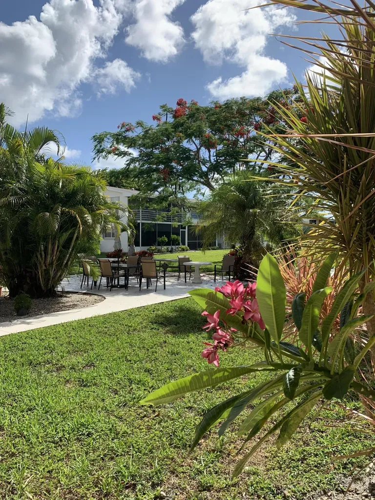 200 Sheffield I West Palm Beach FL 33417