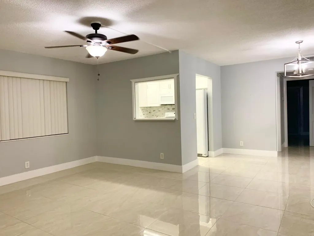 200 Sheffield I West Palm Beach FL 33417