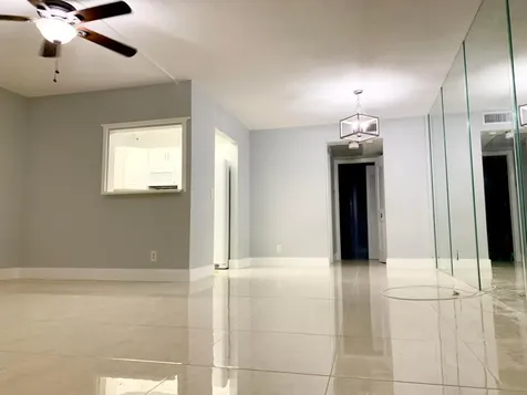 200 Sheffield I West Palm Beach FL 33417