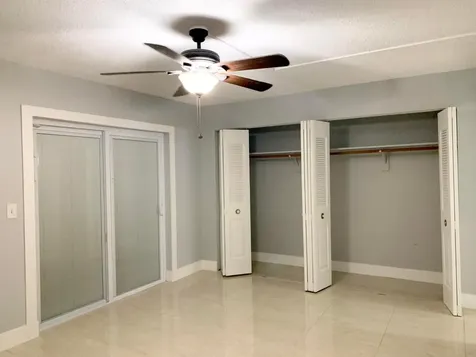 200 Sheffield I West Palm Beach FL 33417