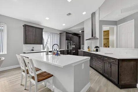 8070 Bellafiore Way Boynton Beach FL 33472