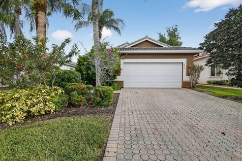 8070 Bellafiore Way Boynton Beach FL 33472