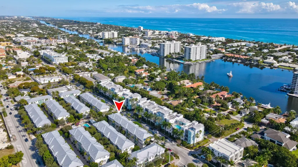 349 E Mallory Circle Delray Beach FL 33483