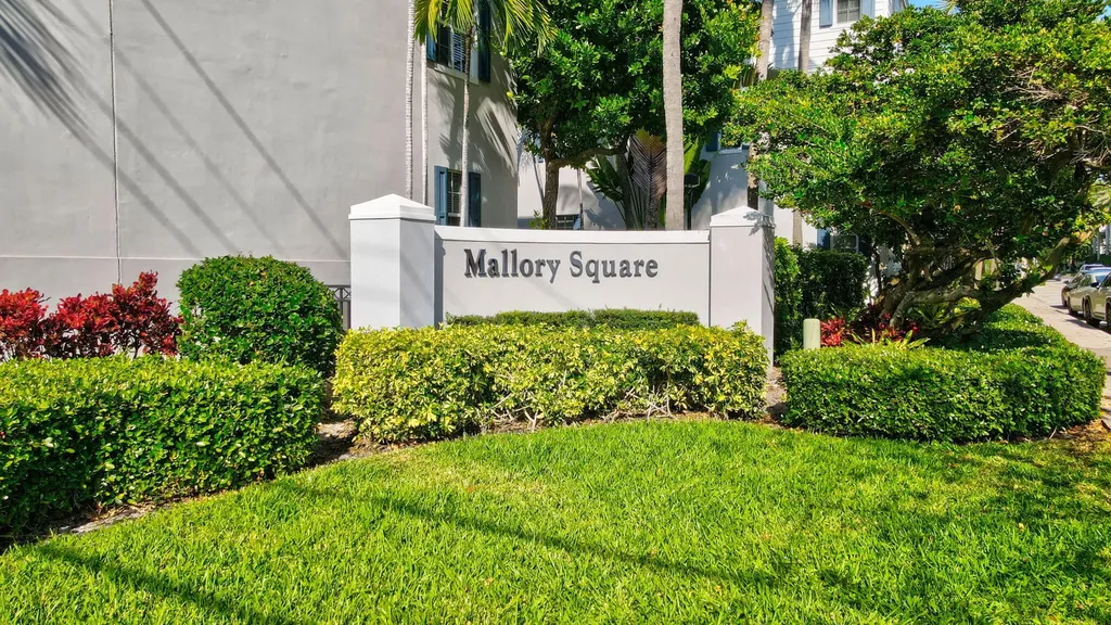 349 E Mallory Circle Delray Beach FL 33483