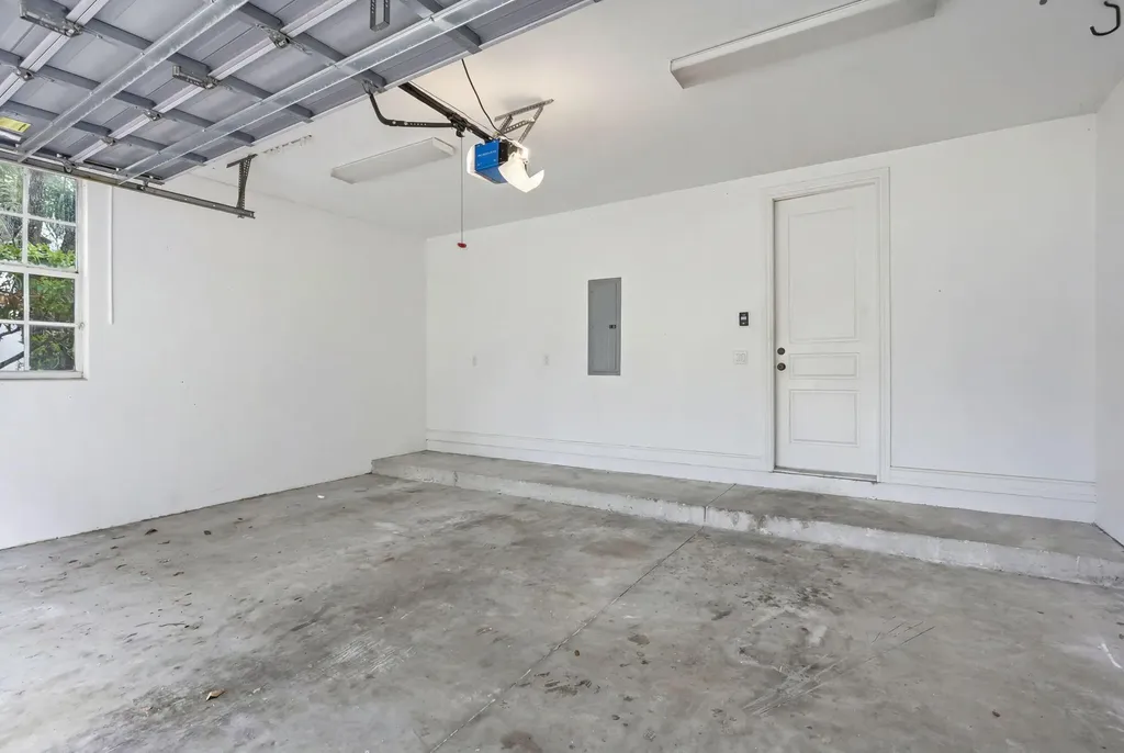 349 E Mallory Circle Delray Beach FL 33483