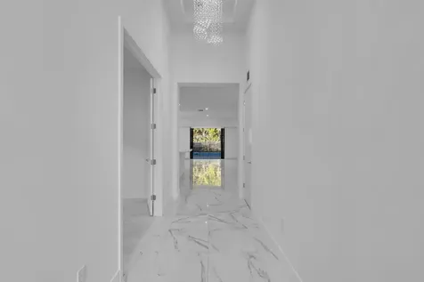 8281 Oceanus Drive Boca Raton FL 33496