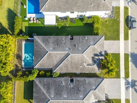 8281 Oceanus Drive Boca Raton FL 33496