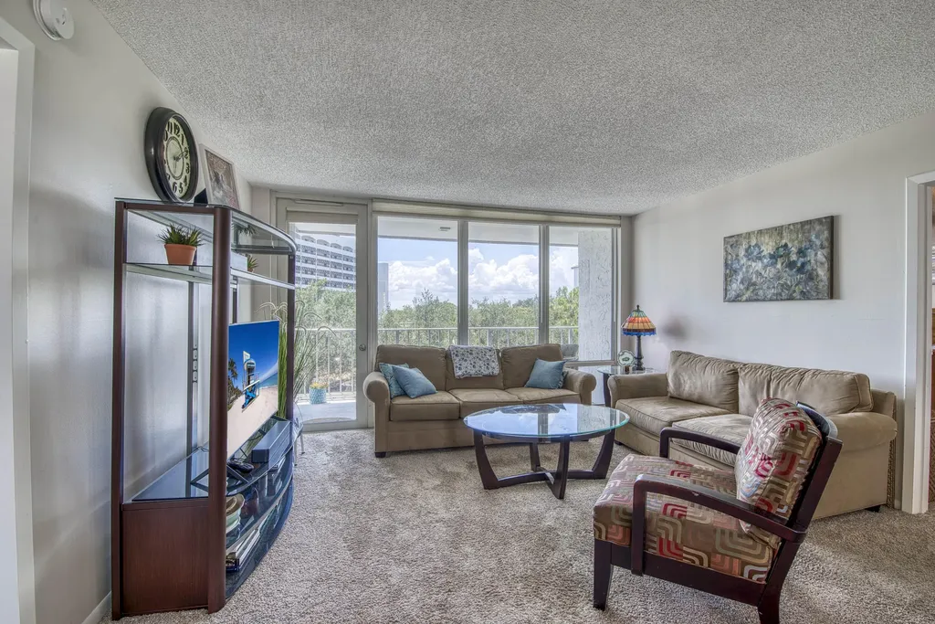 336 Golfview Road North Palm Beach FL 33408