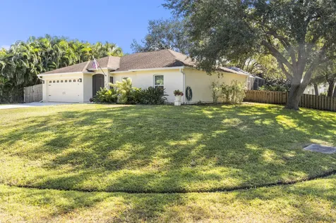 789 Vocelle Avenue Sebastian FL 32958