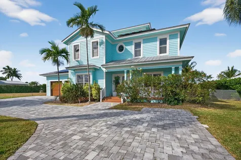 8551 SE Driftwood Street Hobe Sound FL 33455