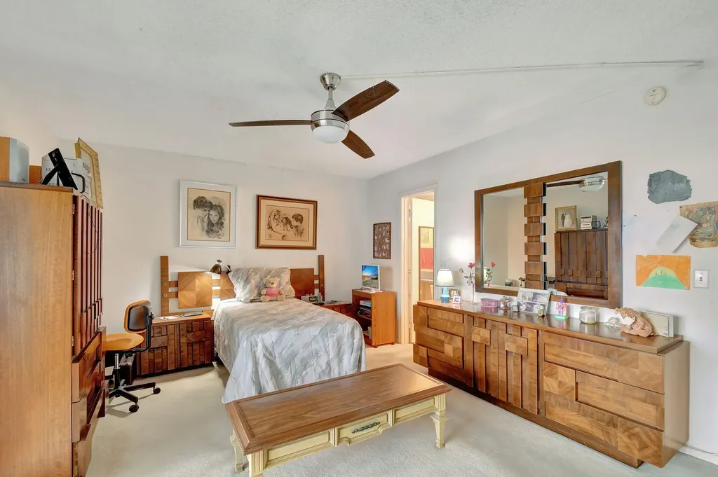 449 Dover C West Palm Beach FL 33417